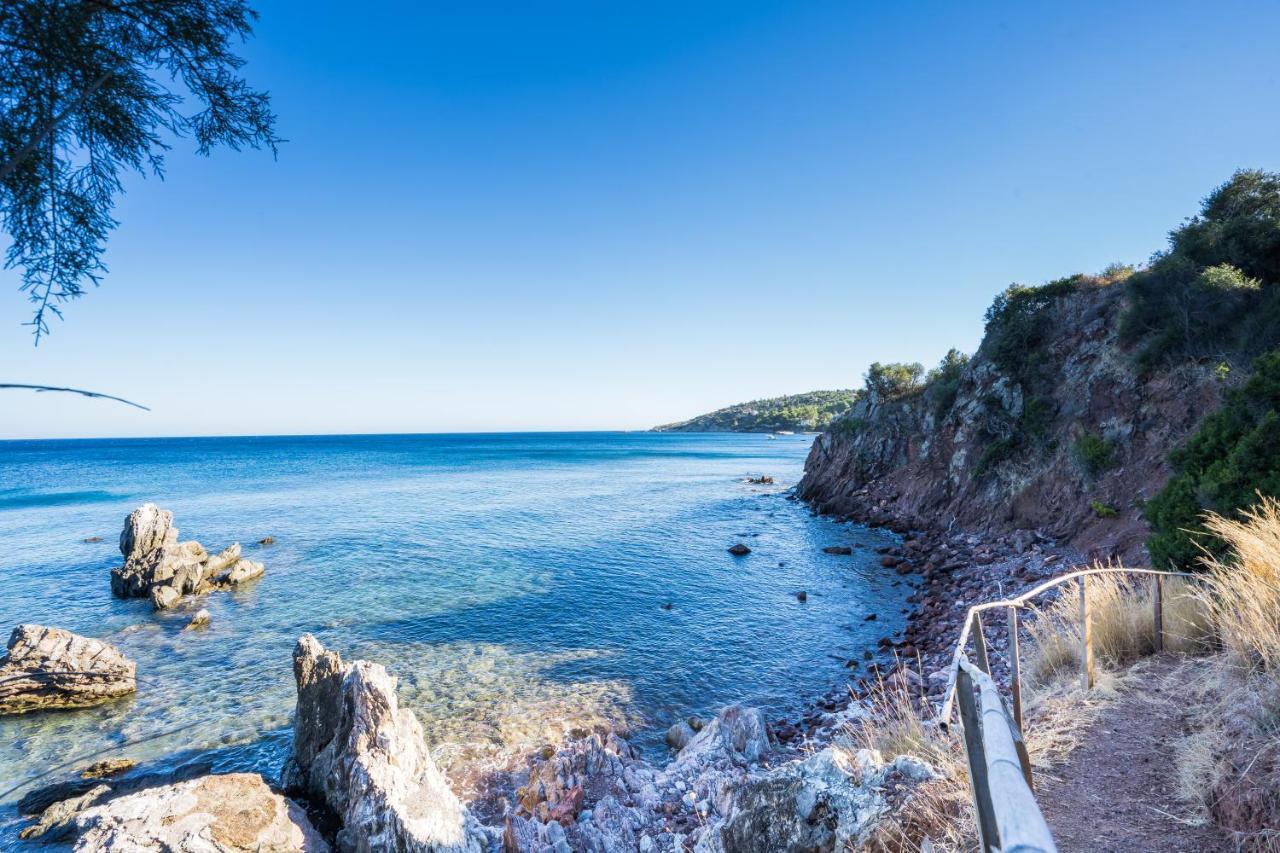 Seafront Studio With Direct Beach Access Koróni エクステリア 写真